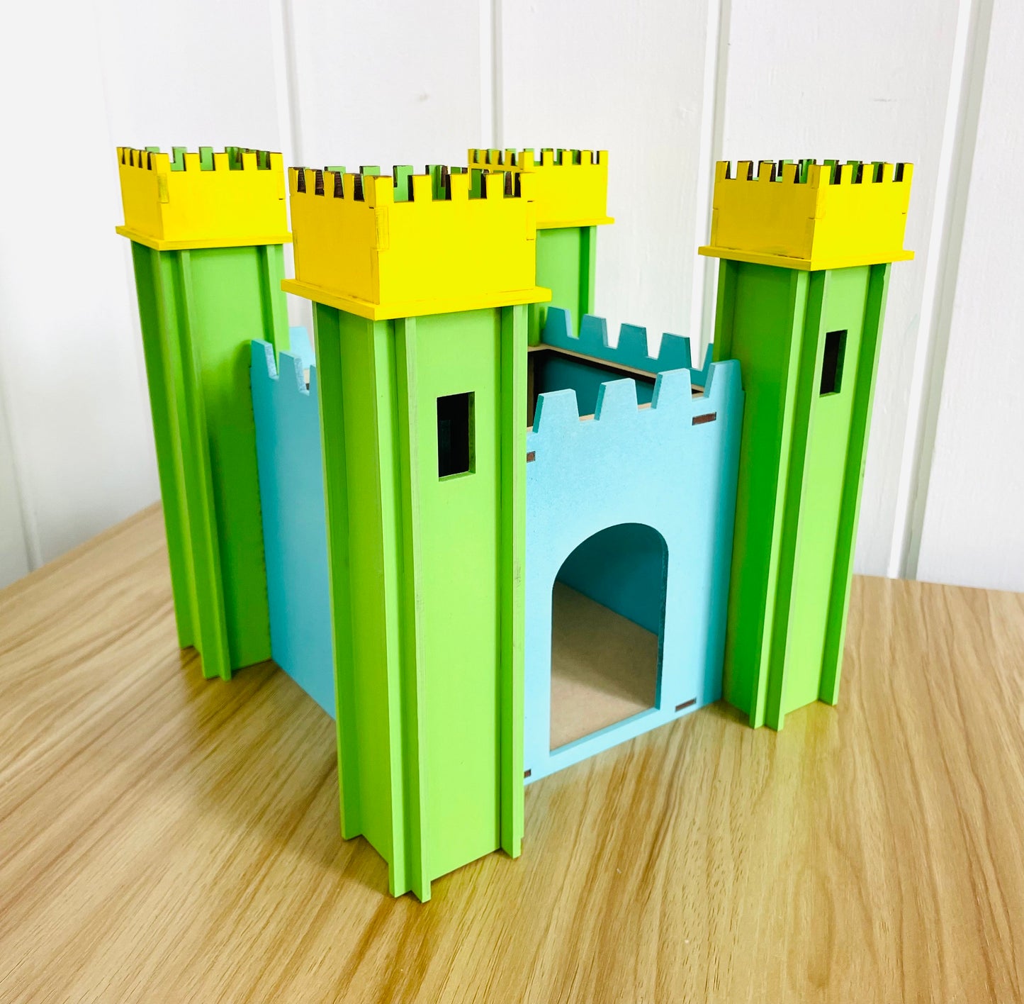 DIY Dragon Medieval Castle House, Doll House Castle