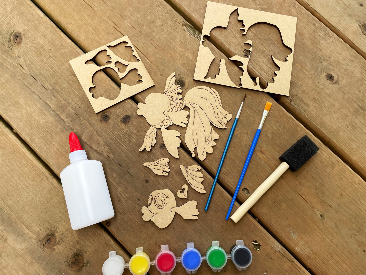 DIY Goldfish Paint Kit