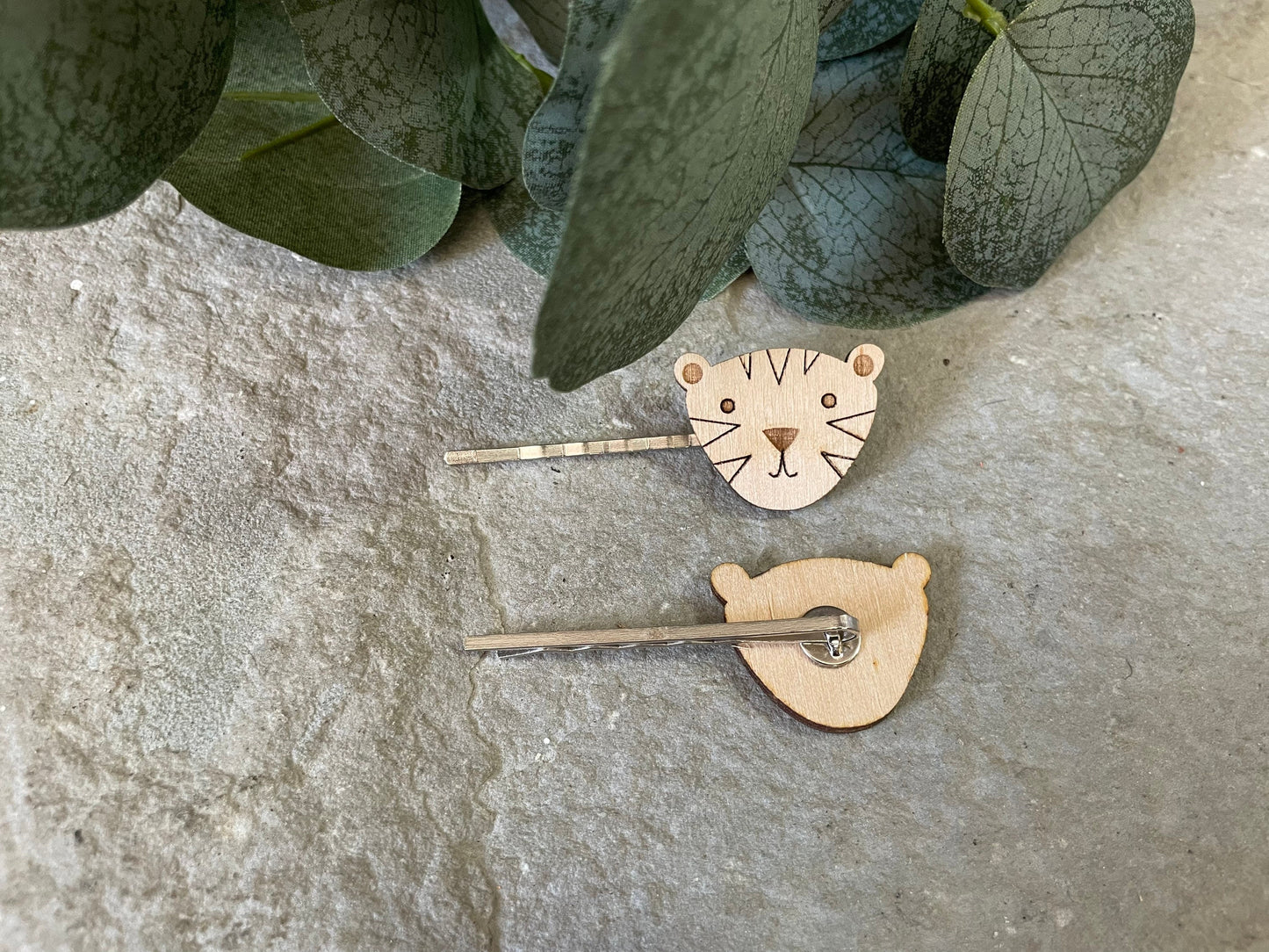 Tiger Hair Pin